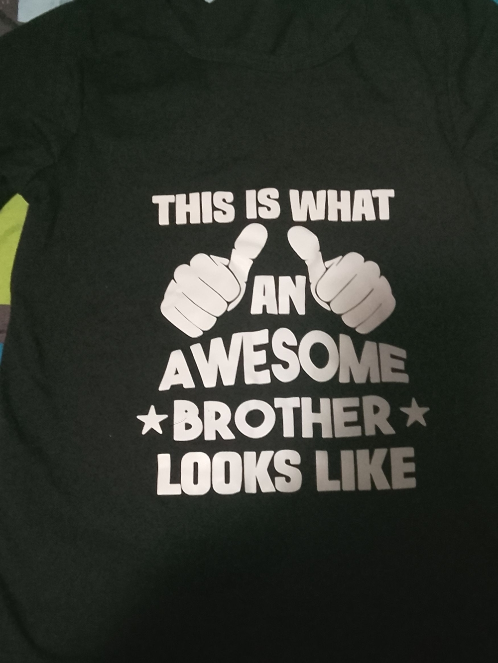SHEIN Black Kids Graphic Tee "This Is What An Awesome Brother Looks Like"